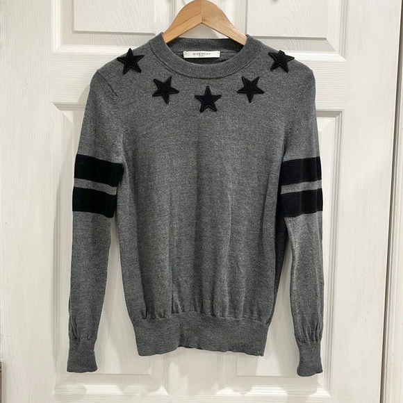 Givenchy Star Wool Grey Sweater - Picture 3 of 16
